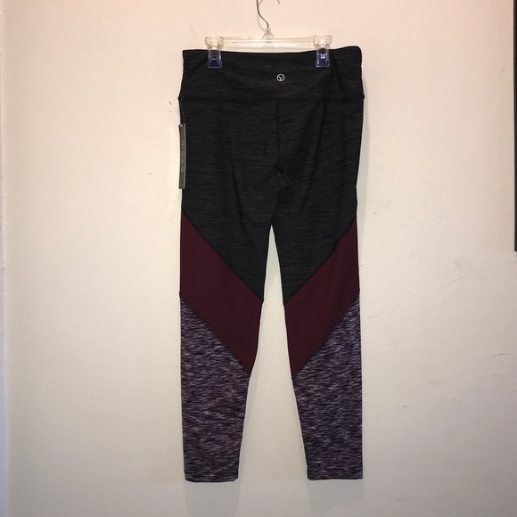 NWT vogo leggings. Medium - Picture 2 of 3